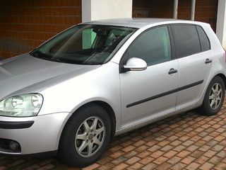 Volkswagen Golf foto 1