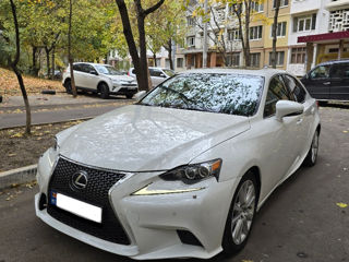 Lexus IS Series