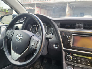 Toyota Auris foto 5