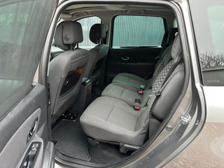 Renault Grand Scenic foto 8