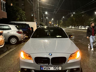 BMW 5 Series foto 1