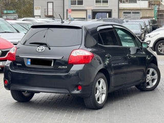 Toyota Auris foto 3