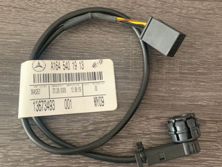 Mercedes-Benz C-Class W203 Aux Input Radio Cable A2034401808 foto 1