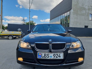 BMW 3 Series foto 8