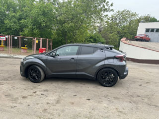 Toyota C-HR foto 9