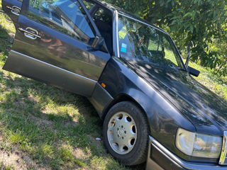 Mercedes Series (W124) foto 2