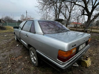 Audi 100 foto 4