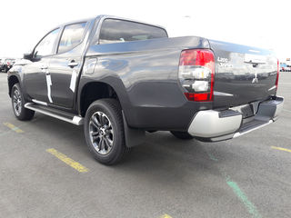 Mitsubishi L Series foto 6