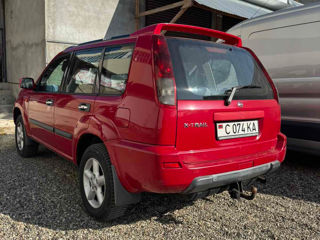 Nissan X-Trail foto 3