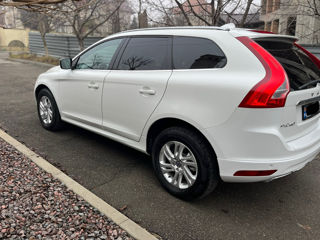 Volvo XC60 foto 4