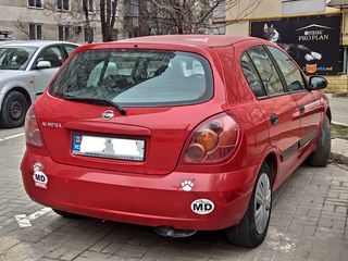 Nissan Almera foto 4