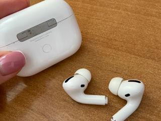 Продам Наушники Apple AirPods PRO Белый foto 5