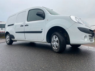 Renault Kangoo.                                         La Piese. foto 2