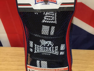 Боксерские перчатки Lonsdale