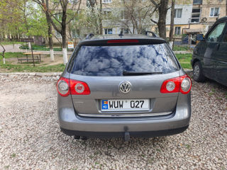 Volkswagen Passat foto 4