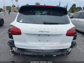 Porsche Cayenne foto 16