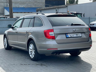 Skoda Superb foto 3