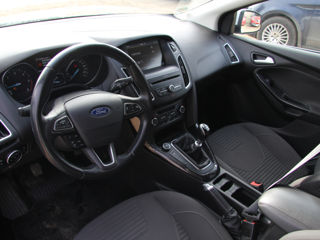 Ford Focus foto 8