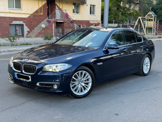 BMW 5 Series foto 1