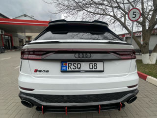 Audi Q8 foto 4