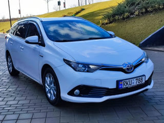 Toyota Auris foto 4