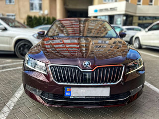 Skoda Superb foto 4