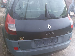 Renault Grand Scenic foto 2