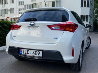 Toyota Auris foto 2