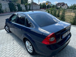 Ford Focus foto 4