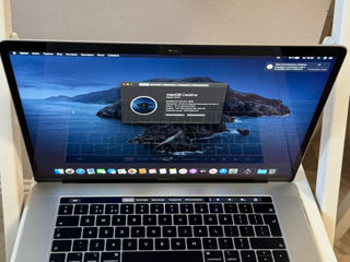 Vand MacBook Pro :(15inch,2019) i7/16GB/ 256ssd.50 cicluri.Starea ca Nou. foto 3