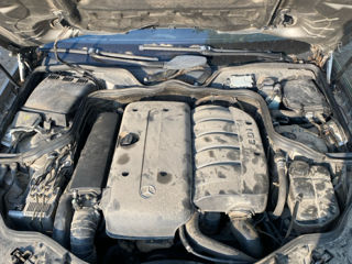 Mercedes E-Class W211 foto 4