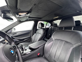 BMW 5 Series foto 11