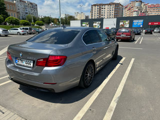 BMW 5 Series foto 7