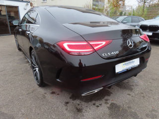 Mercedes CLS-Class foto 2