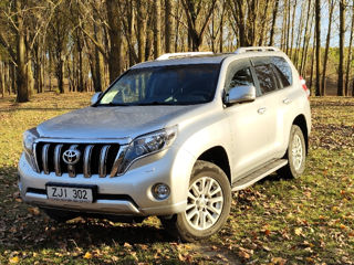 Toyota Land Cruiser Prado foto 2