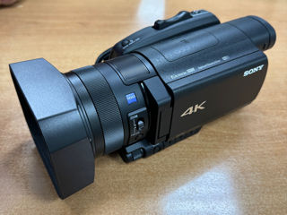 Sony FDR-AX700 4K HDR foto 1