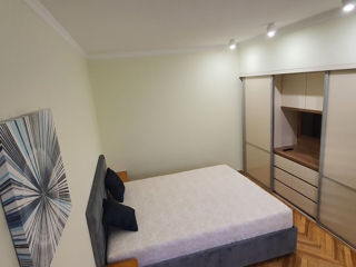 Apartament cu 2 camere, 53 m², Centru, Chișinău foto 3