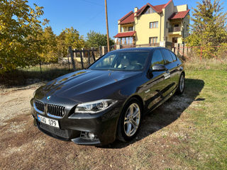 BMW 5 Series foto 3