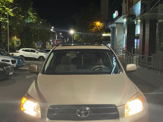 Toyota Rav 4 foto 3