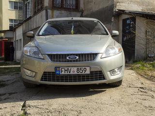 Ford Mondeo foto 1