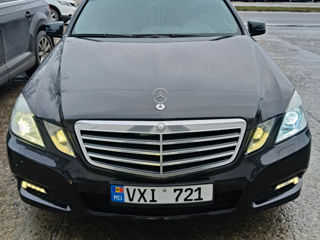 Mercedes E-Class foto 8