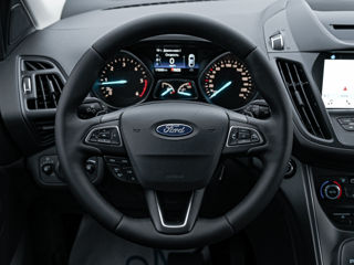 Ford Kuga foto 11