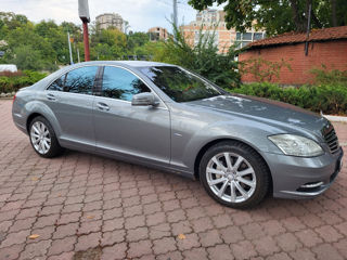 Mercedes S-Class foto 2