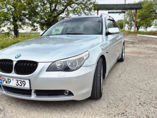 BMW 5 Series фото 1
