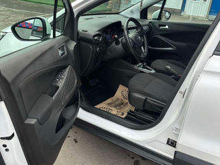 Opel Crossland X foto 2