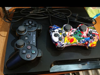 Sony PlayStation 3 Slim foto 2