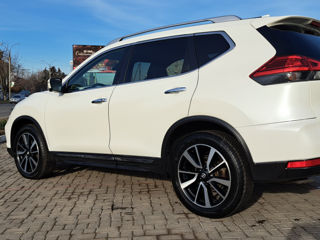 Nissan X-Trail foto 8