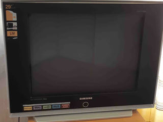 телевизор Samsung foto 1