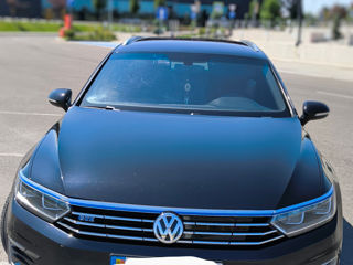 Volkswagen Passat foto 2