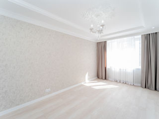 Apartament cu 2 camere, 70 m², Buiucani, Chișinău foto 8